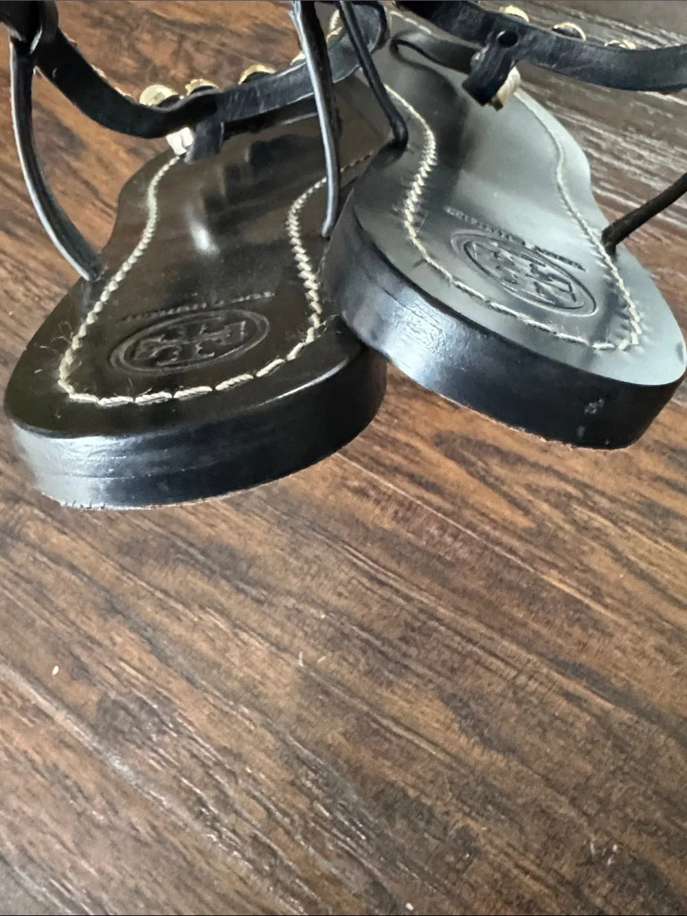 Tory Burch Black Leather Pearl-Trim T-Strap Sandals, Sz 11, Like New